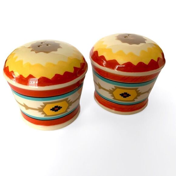 Southwestern Aztec Salt & Pepper Shakers - Picture 2 of 6